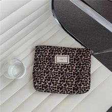 Load image into Gallery viewer, New Travel Leopard Comestic Bag
